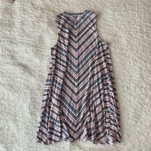 Patterned flowy dress